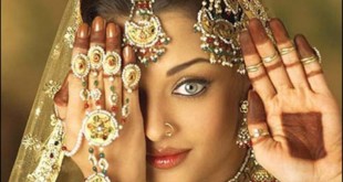 يك دقيقه سكوت جشن سالانه كلكته براي كشته‏ شدگان پاريس!