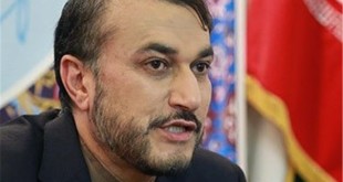 غضنفر رکن آبادی زنده است